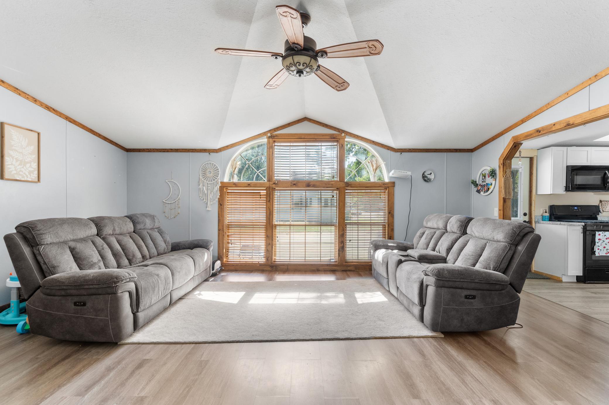 93 Riverside Terrace Drive Watertown, MN 55388 - Photo 15 of 39