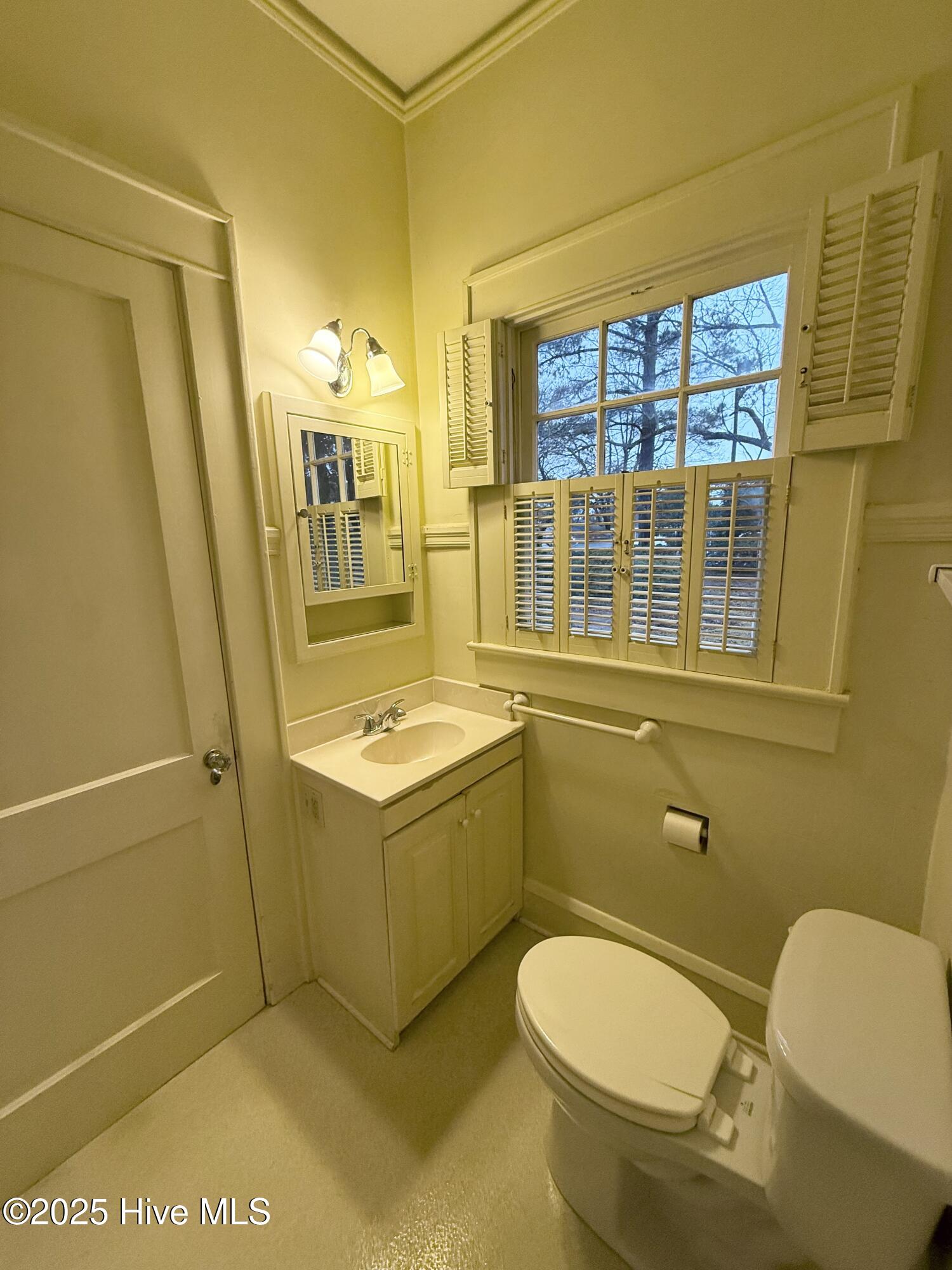 911 Ann Street Rockingham, NC 28379 - Photo 9 of 28 IMG_3254 2