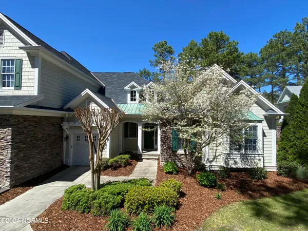 $137,000 | 300 Cochrane Castle Circle, Unit 1, Pinehurst, NC 28374