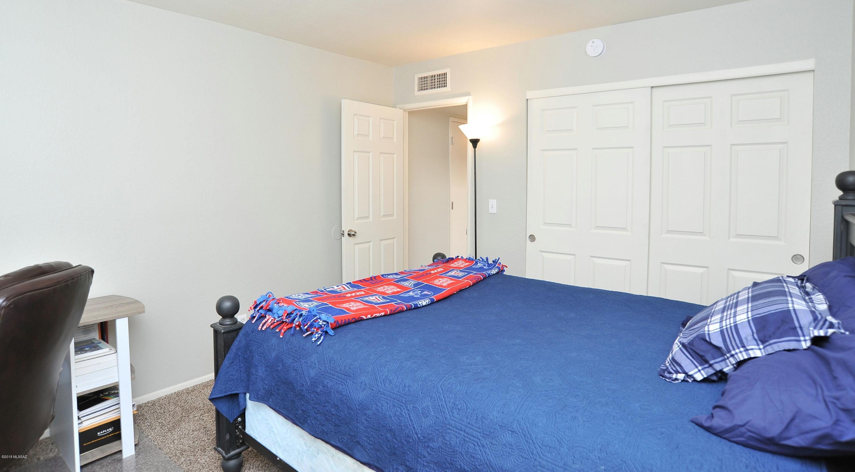 211 West Roger Road, Unit 15 Tucson, AZ 85705 - Photo 18 of 32