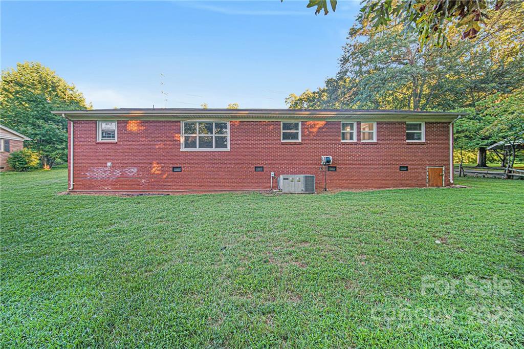 411 Ashebrook Park Road Dallas, NC 28034 - Photo 11 of 17 Gallery Image 11