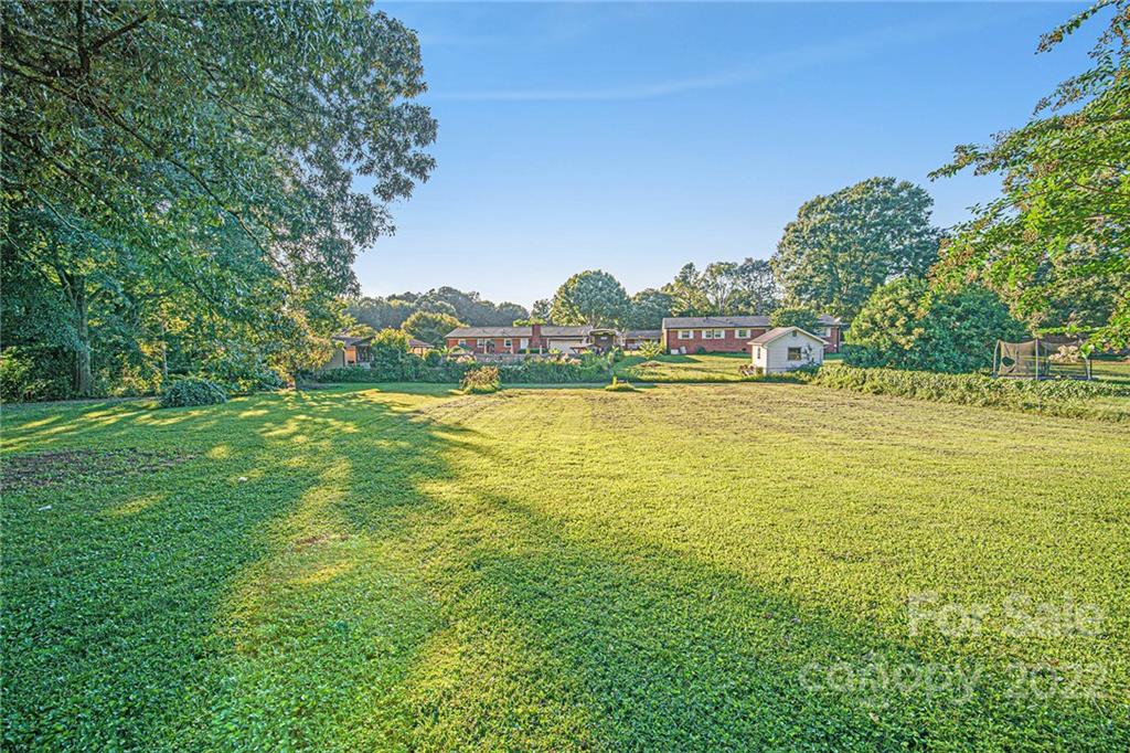 411 Ashebrook Park Road Dallas, NC 28034 - Photo 14 of 17 Gallery Image 14