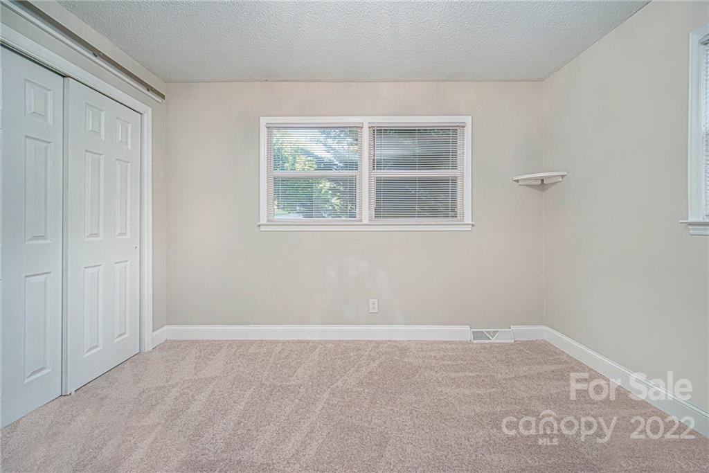 411 Ashebrook Park Road Dallas, NC 28034 - Photo 16 of 17 Gallery Image 16