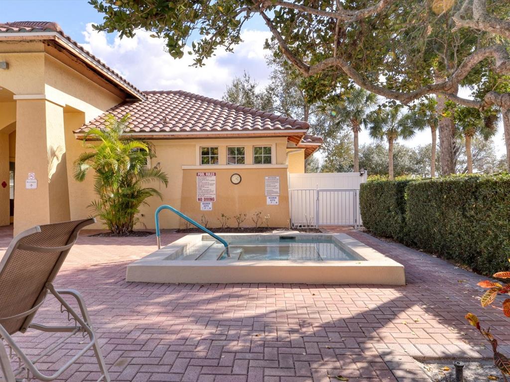 8406 Wethersfield Run, Unit 104 Lakewood Ranch, FL 34202 - Photo 45 of 48