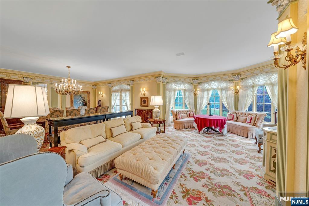 116 East Saddle River Road Saddle River, NJ 07458 - Photo 10 of 42