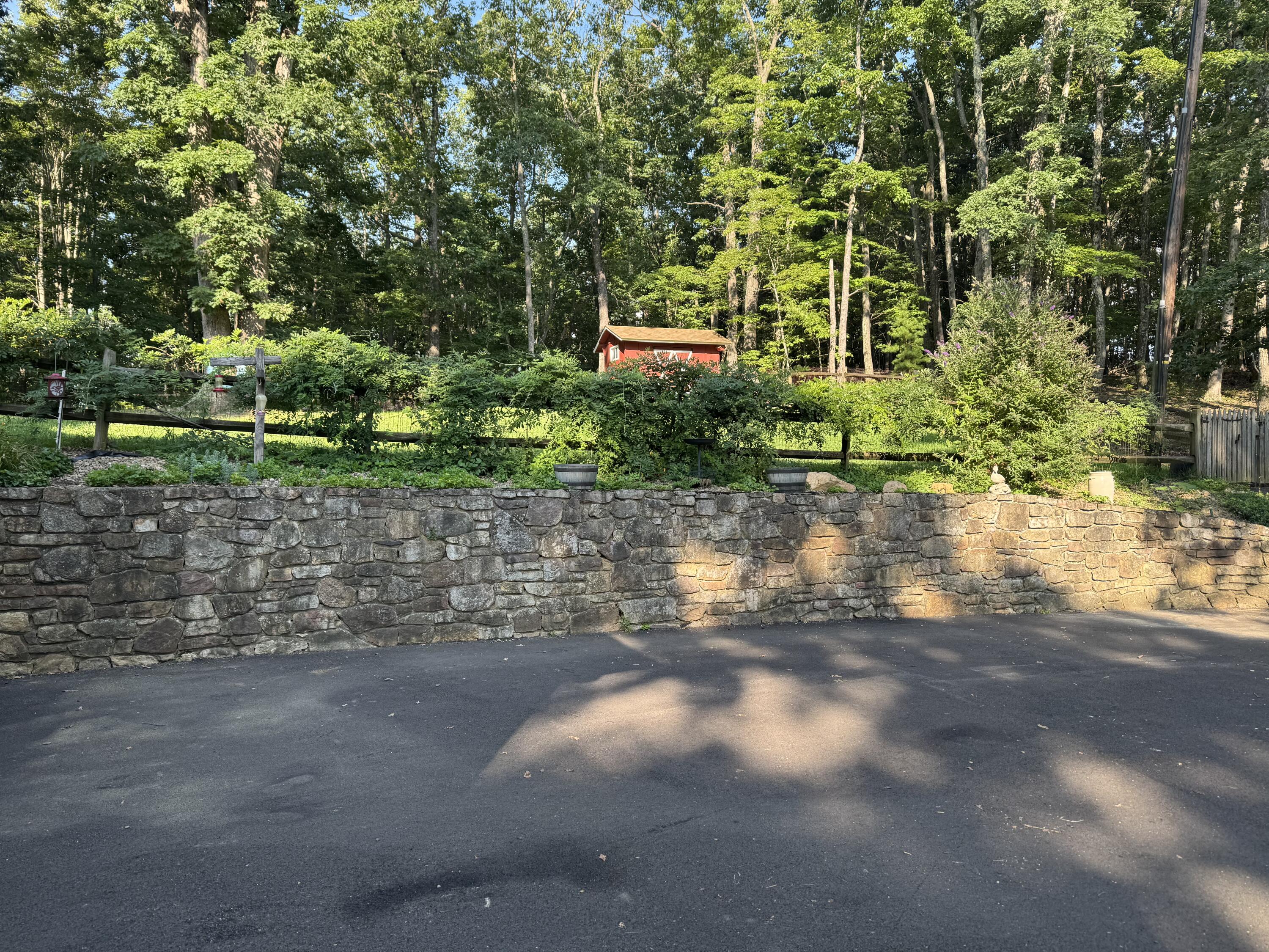 136 Sherwood Drive Blue Ridge, VA 24064 - Photo 3 of 20 IMG_4825