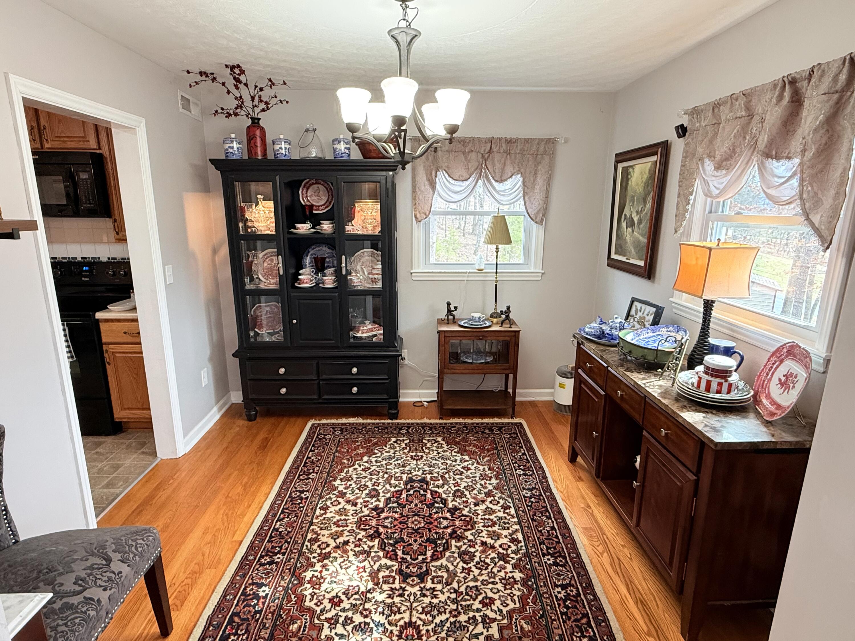 136 Sherwood Drive Blue Ridge, VA 24064 - Photo 7 of 20 Dining Room