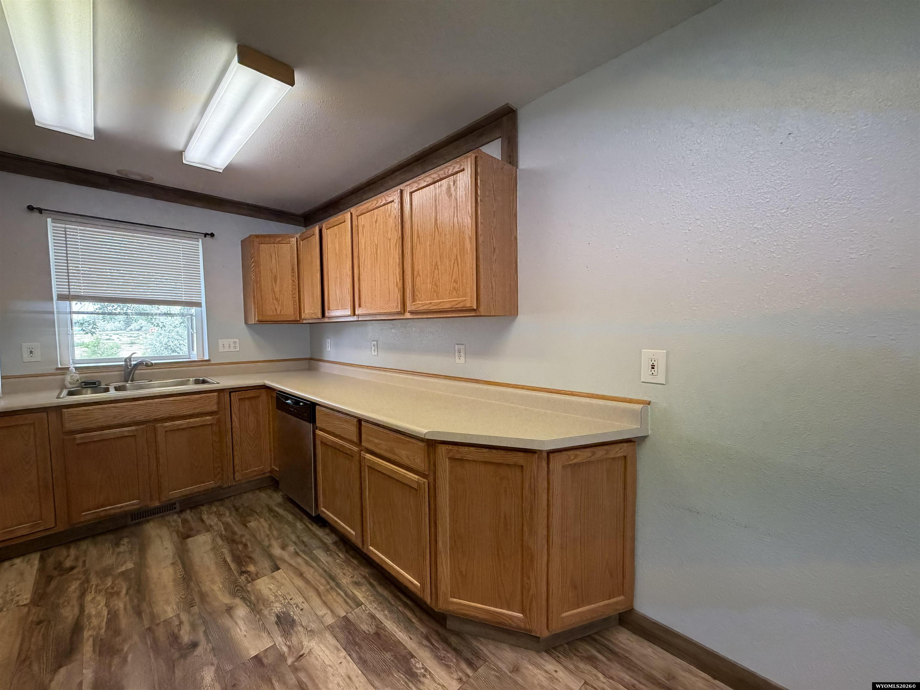 1028 Rill Court Riverton, WY 82501 - Photo 6 of 27