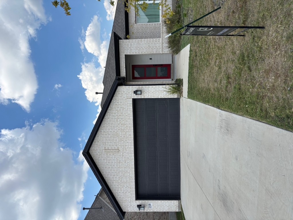 2128 Little Snake Way Georgetown, TX 78633 - Photo 3 of 32 a front view of house with yard