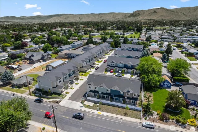 $418,000 | 1030 Finch Lane, Unit A3, Wenatchee, WA 98801