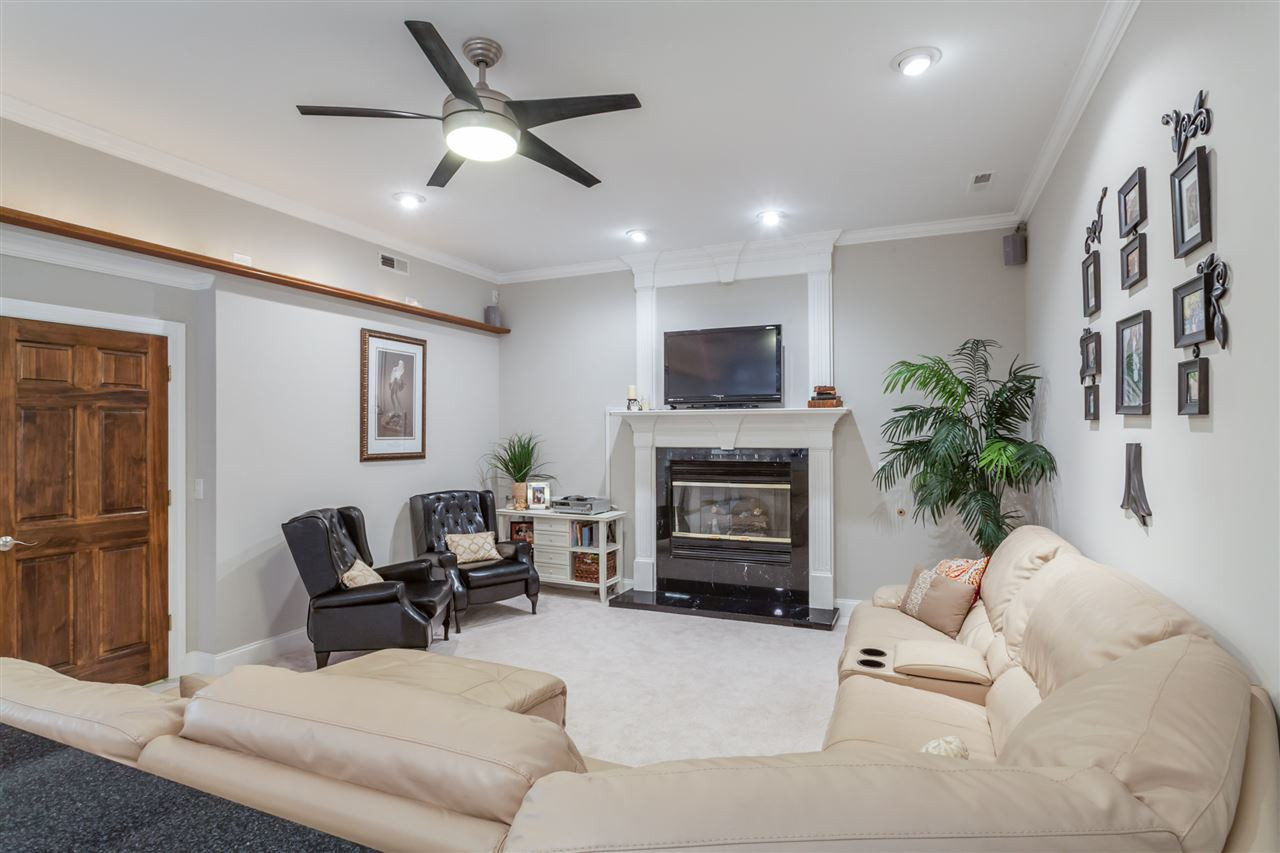 6609 King Lawrence Road Raleigh, NC 27607 - Photo 8 of 25 Family Room