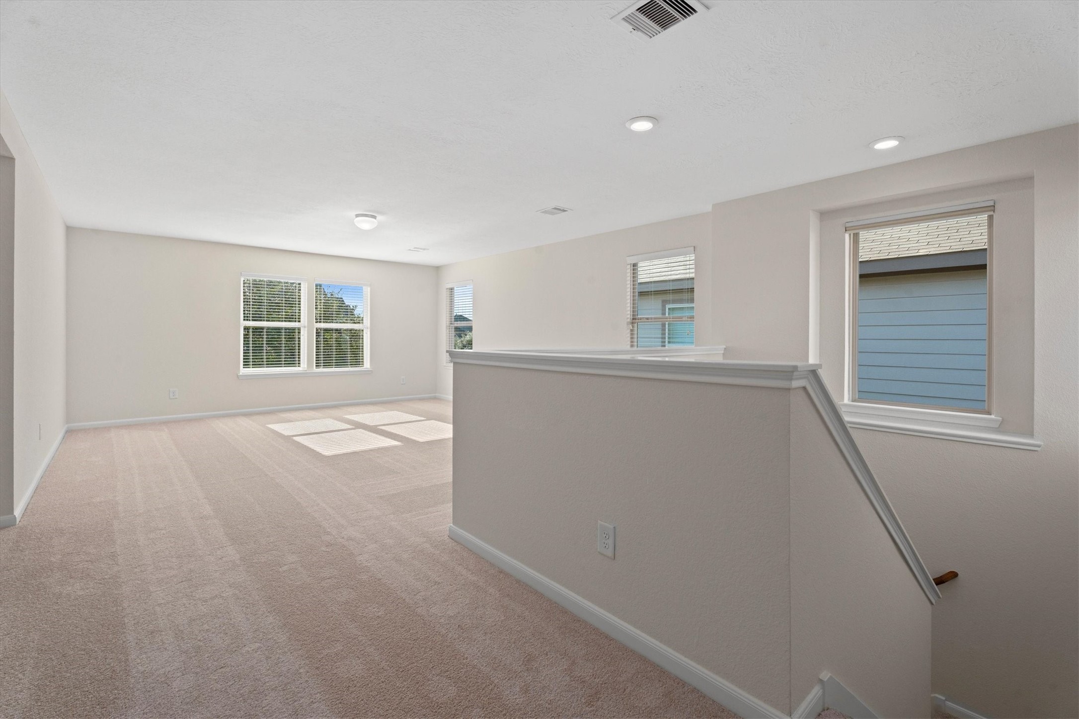 4022 Streambed Trail Houston, TX 77068 - Photo 20 of 32 an empty room with a window