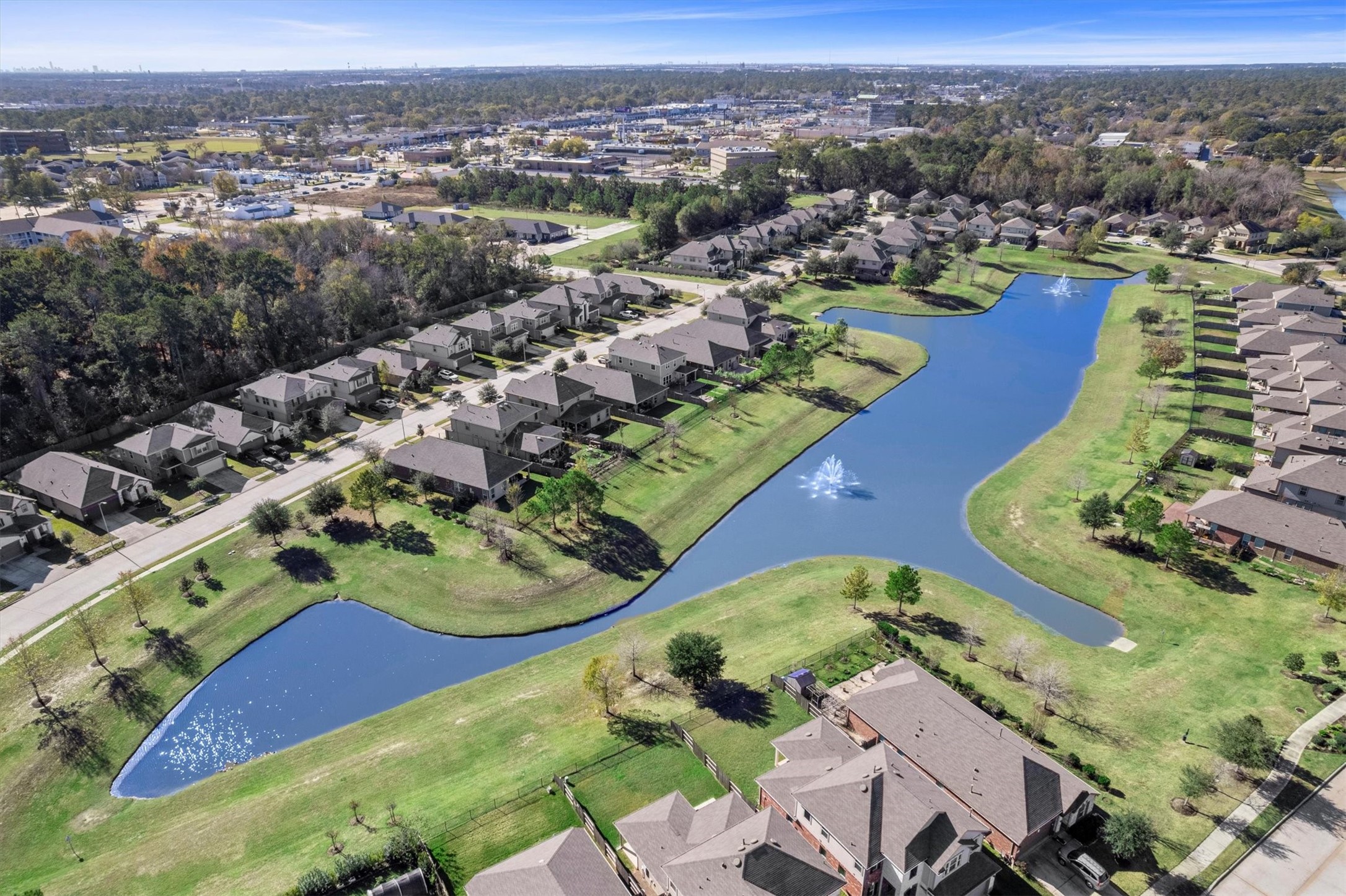 4022 Streambed Trail Houston, TX 77068 - Photo 28 of 32 an aerial view of residential houses with outdoor space