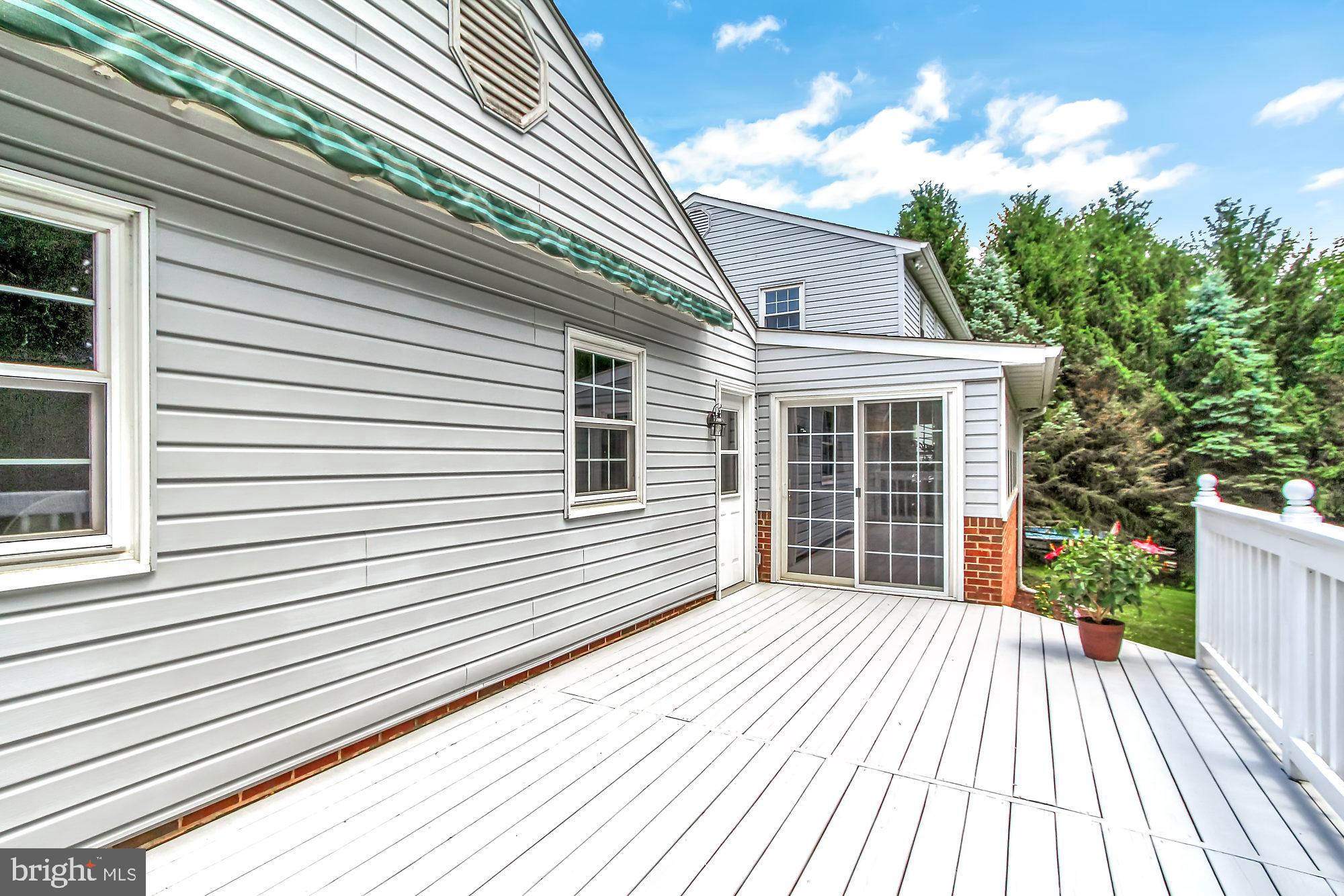28 Stone Ridge Drive New Freedom, PA 17349 - Photo 19 of 26 Large deck
