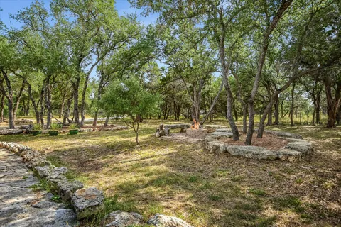 $1,997,000 | 900 Longhorn Trail, Wimberley, TX 78676