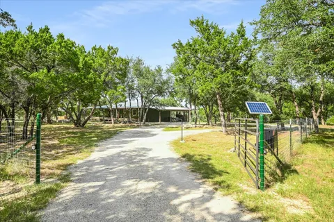 $1,997,000 | 900 Longhorn Trail, Wimberley, TX 78676