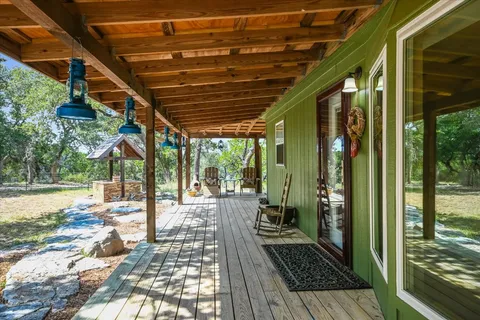 $1,997,000 | 900 Longhorn Trail, Wimberley, TX 78676