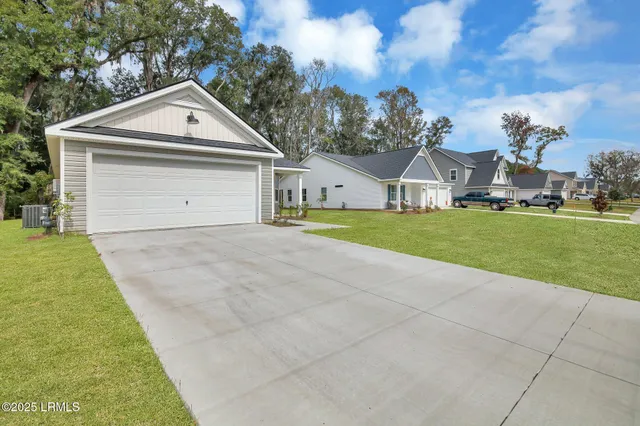 $379,000 | 117 Teal Bluff Boulevard, Seabrook, SC 29940