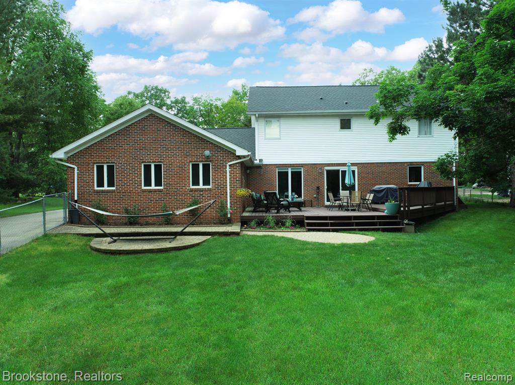 780 East Gunn Road Rochester, MI 48306 - Photo 47 of 56