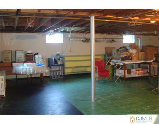 106 Dunhams Corner Road East Brunswick, NJ 08816 - Photo 14 of 16 Gallery Image 14