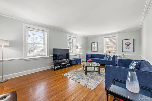 $760,000 | 3 Alden Place, Unit 3A, Bronxville, NY 10708
