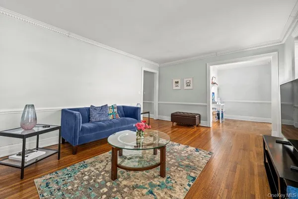 $760,000 | 3 Alden Place, Unit 3A, Bronxville, NY 10708