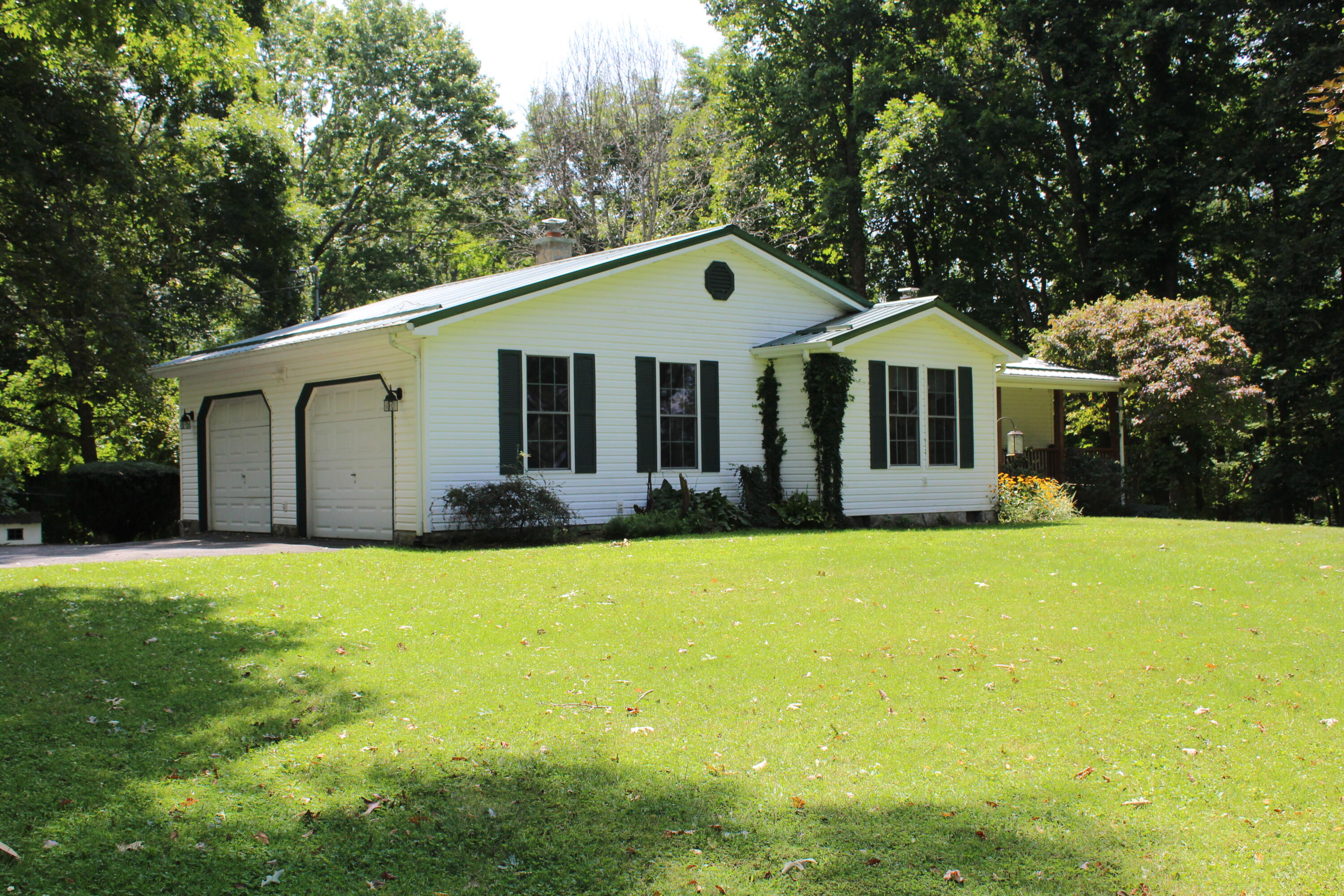 534 Anthony Road Frankford, WV 24938 - Photo 2 of 32 Gallery Image 2