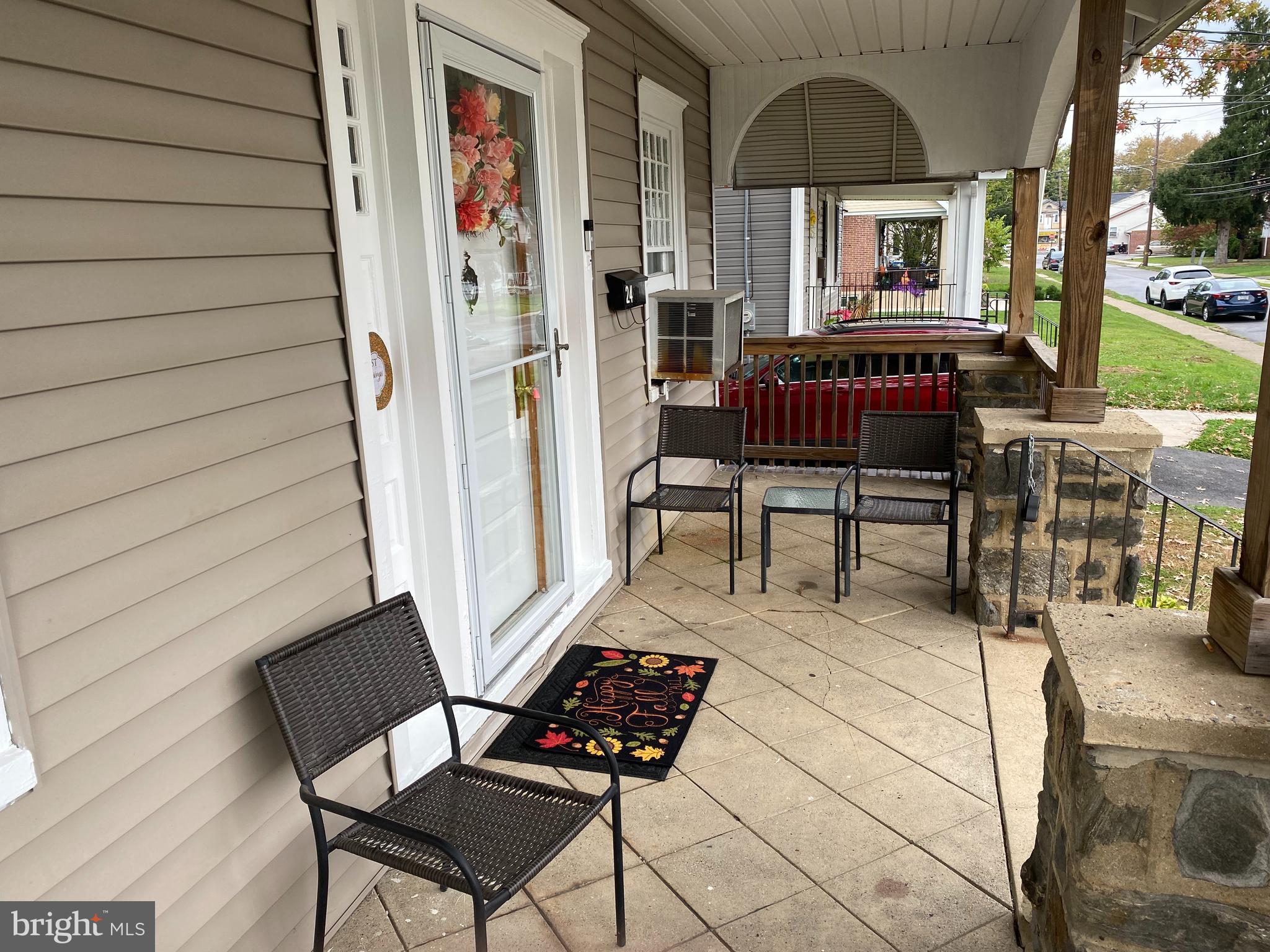 24 West Avon Road Brookhaven, PA 19015 - Photo 2 of 33 Front Porch