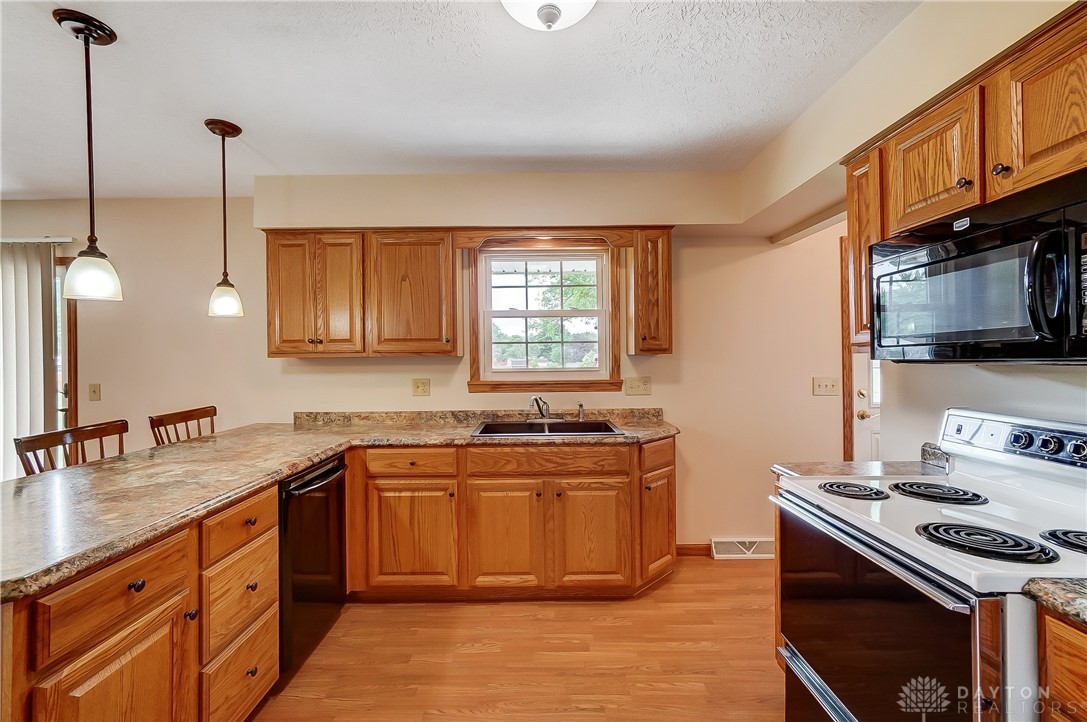 331 Chamberlain Road Carlisle, OH 45005 - Photo 18 of 45 Gallery Image 18