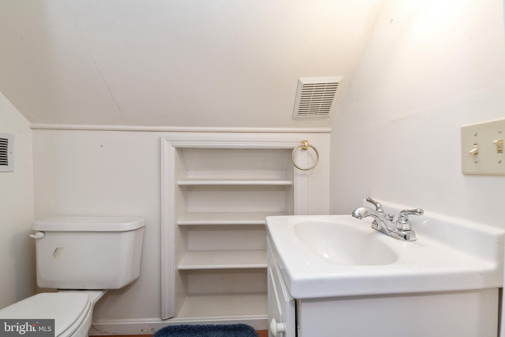 324 Wye Road Baltimore, MD 21221 - Photo 16 of 47 Bath