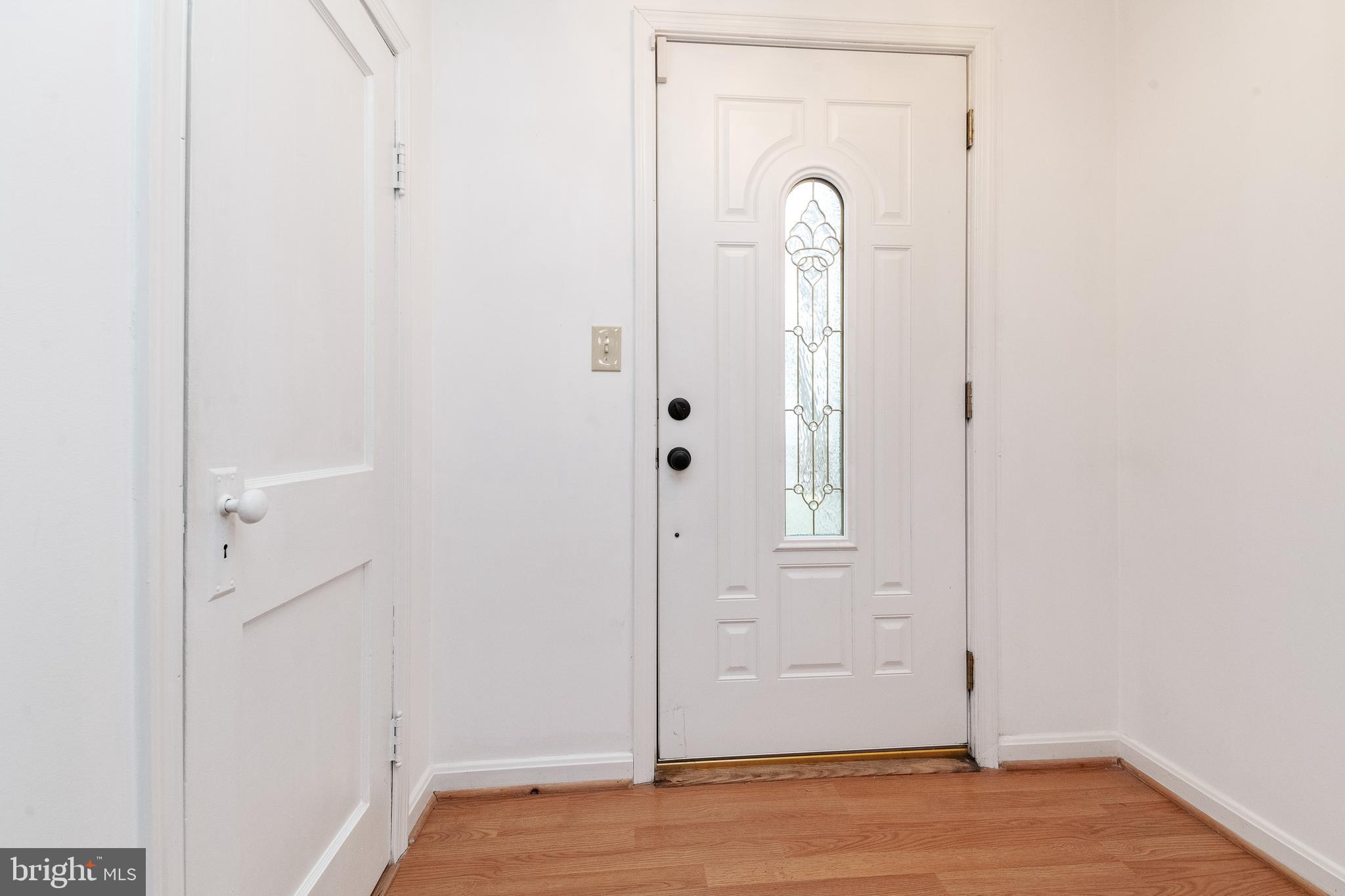 324 Wye Road Baltimore, MD 21221 - Photo 4 of 47 Main Entrance