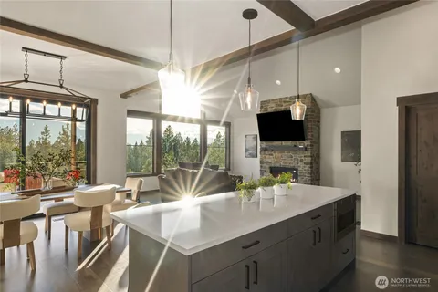 $1,495,000 | 120 Owl Ridge Drive, Cle Elum, WA 98922