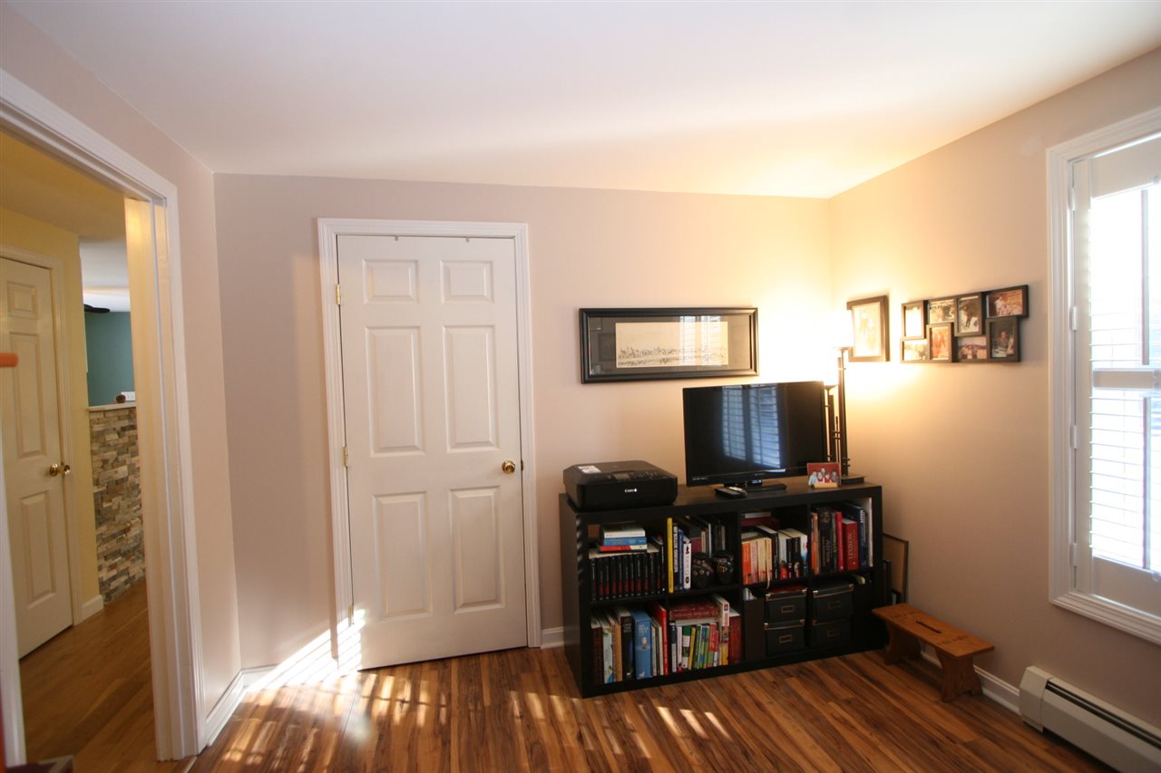 267 Reservoir Road Farmington, NH 03835 - Photo 24 of 40