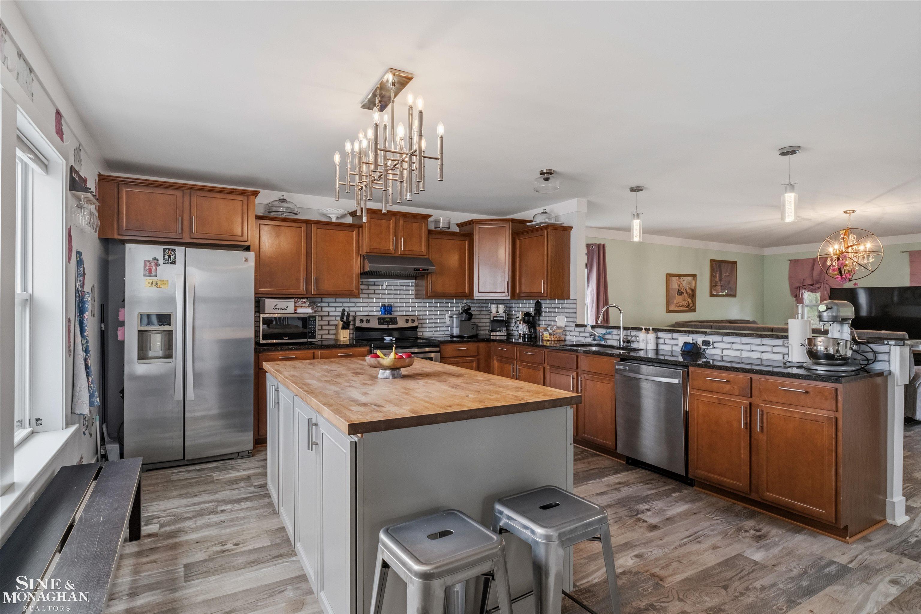 170 Merrimack Drive Howell, MI 48843 - Photo 15 of 44