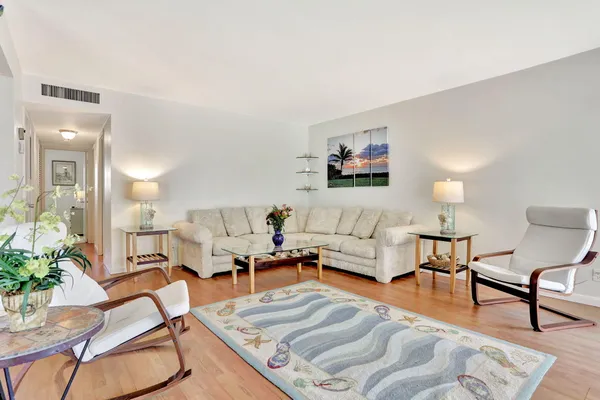 $399,900 | 1069 Hillsboro Mile, Unit 705, Hillsboro Beach, FL 33064