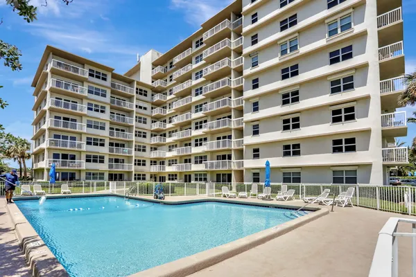 $399,900 | 1069 Hillsboro Mile, Unit 705, Hillsboro Beach, FL 33064