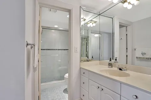 $410,000 | 1069 Hillsboro Mile, Unit 705, Pompano Beach, FL 33062