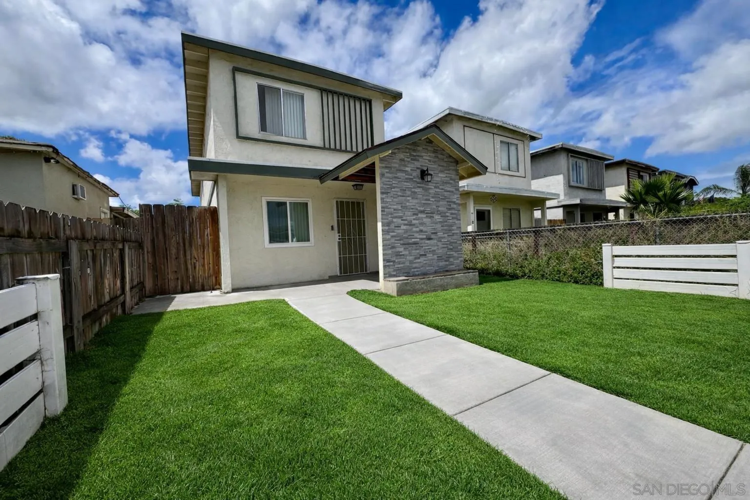 426 Sacramento Avenue Spring Valley, CA 91977 - Photo 1 of 21 Digitally Altered. Original Image (https://zimg.paragon.ice.com/ParagonImages/Property/PA/SDMLS/-521260/1/533/400/fb48d3a7f37b6d30497ef89b7fcc2417/3/cb36a94fb6ba4ed50aa6dee2b757f973/-521260-ab143884-a6d3-4b0e-b6aa-19674036d3b2.JPG)