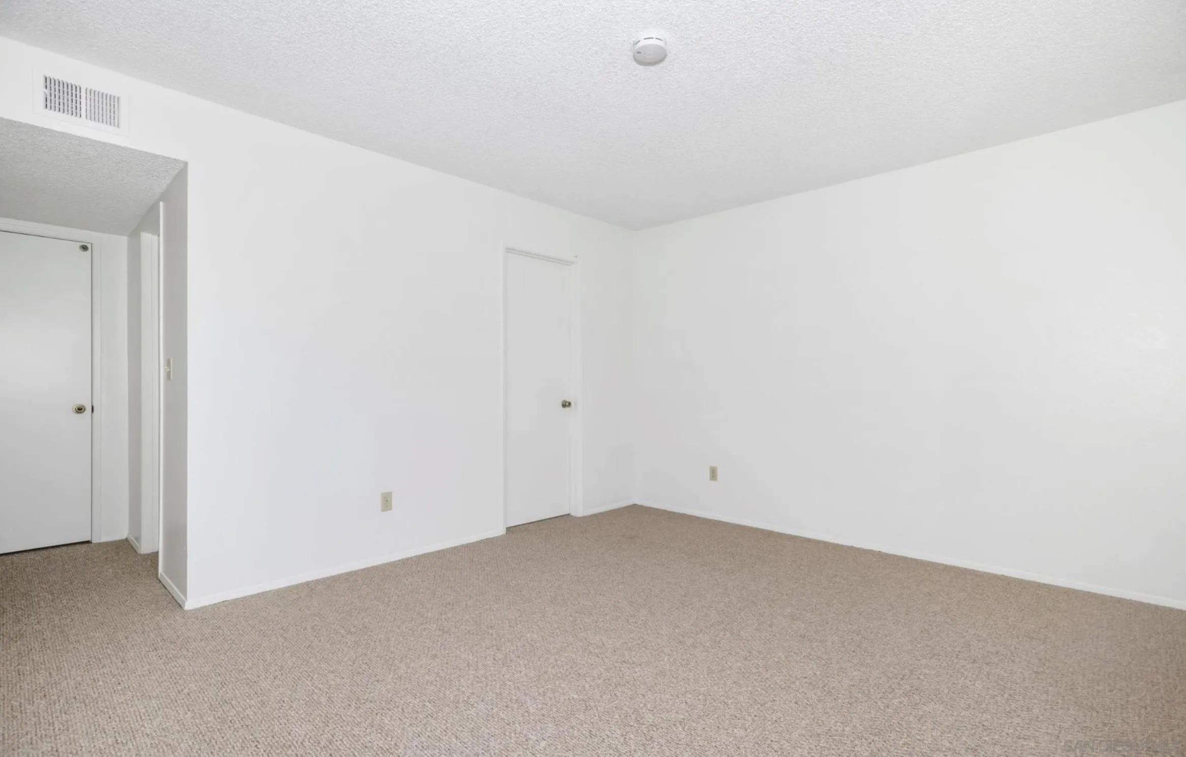 426 Sacramento Avenue Spring Valley, CA 91977 - Photo 18 of 21