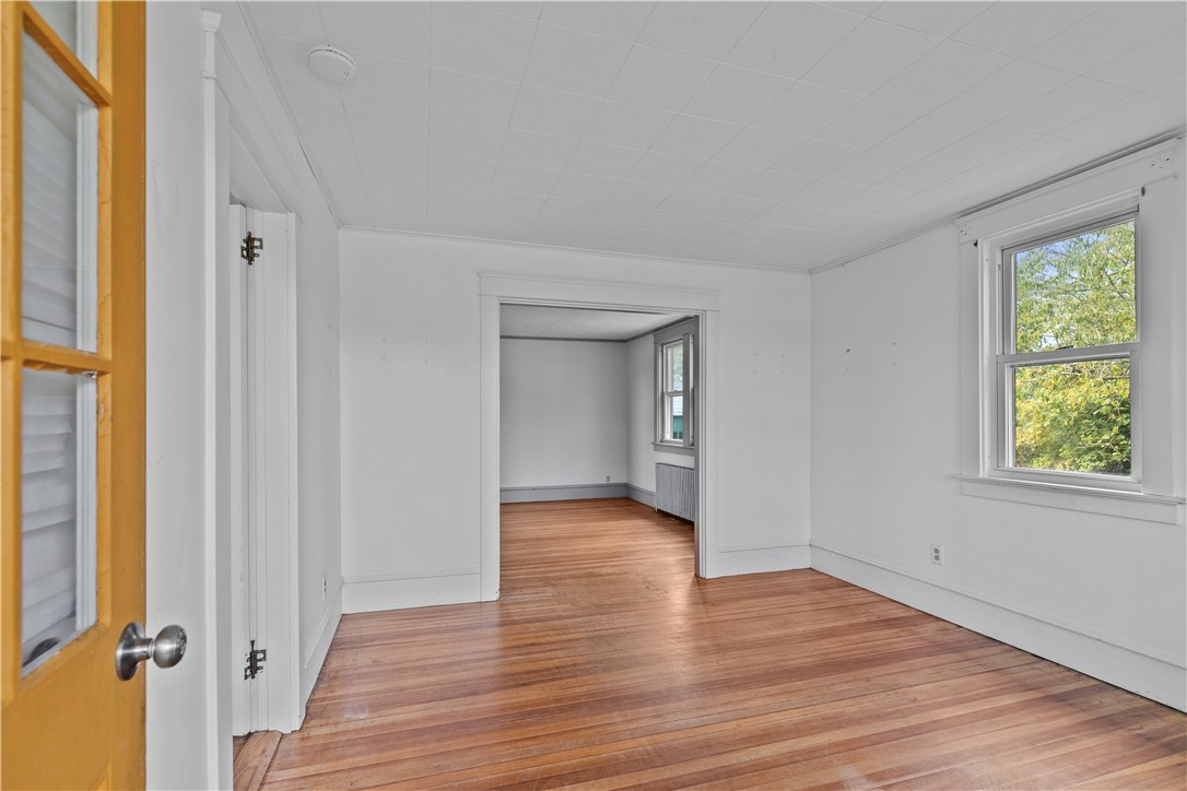 141 South Of Commons Road Little Compton, RI 02837 - Photo 2 of 31