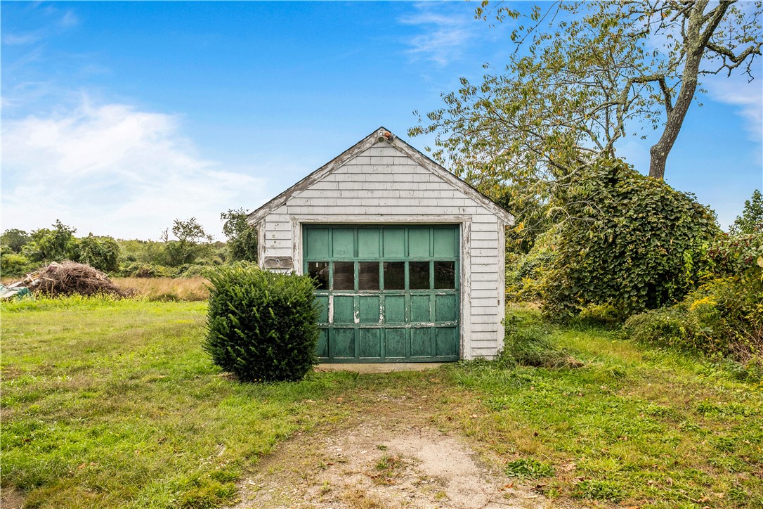 141 South Of Commons Road Little Compton, RI 02837 - Photo 21 of 31