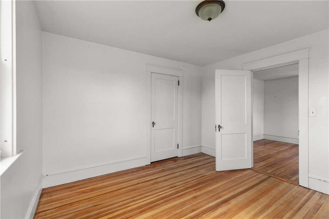 141 South Of Commons Road Little Compton, RI 02837 - Photo 4 of 31