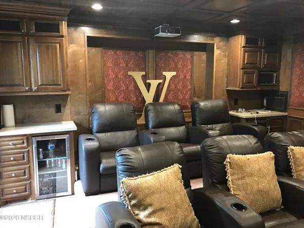 $2,500,000 | 4379 Foxburrow Court, Santa Maria, CA 93455