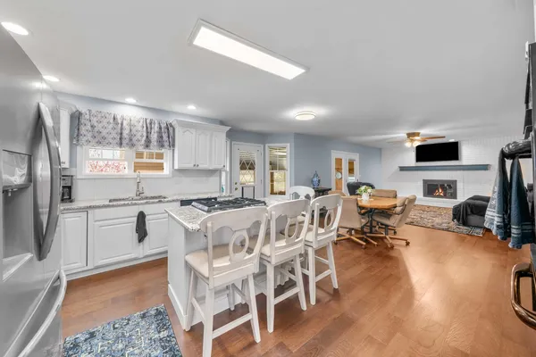 $650,000 | 1758 North 44th Road, Leland, IL 60531