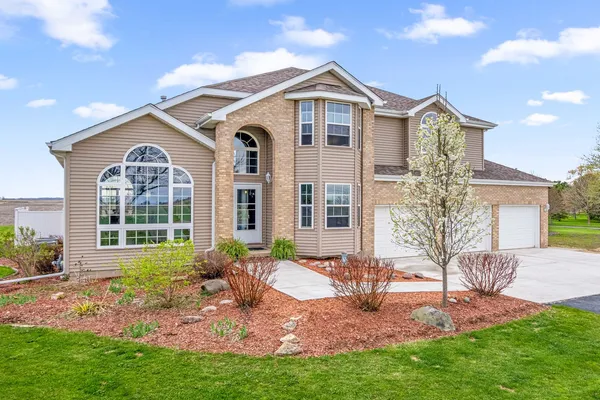 $650,000 | 1758 North 44th Road, Leland, IL 60531