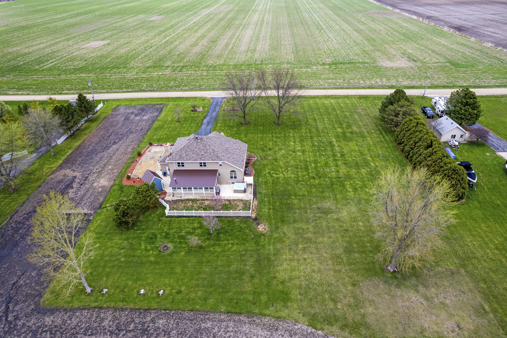 1758 North 44th Road Leland, IL 60531 - Photo 41 of 42 a aerial view of a house