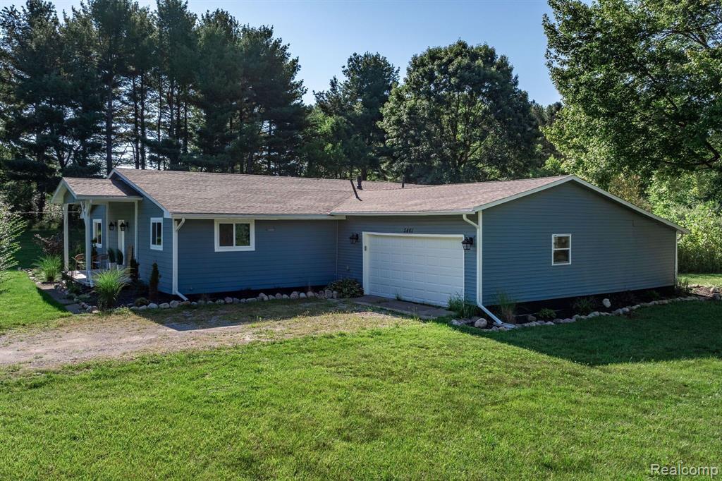5461 West Coon Lake Road Howell, MI 48843 - Photo 39 of 47