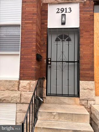 $2,100 | 2913 Parkwood Avenue, Baltimore, MD 21217