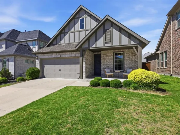 $575,000 | 972 Rebecca Drive, Allen, TX 75013