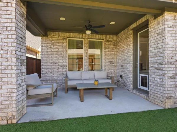 $575,000 | 972 Rebecca Drive, Allen, TX 75013